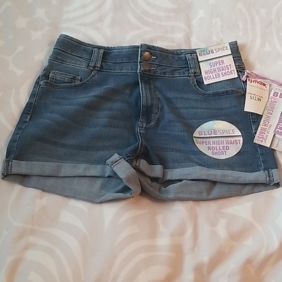 Denim Shorts - Picture 2 of 5